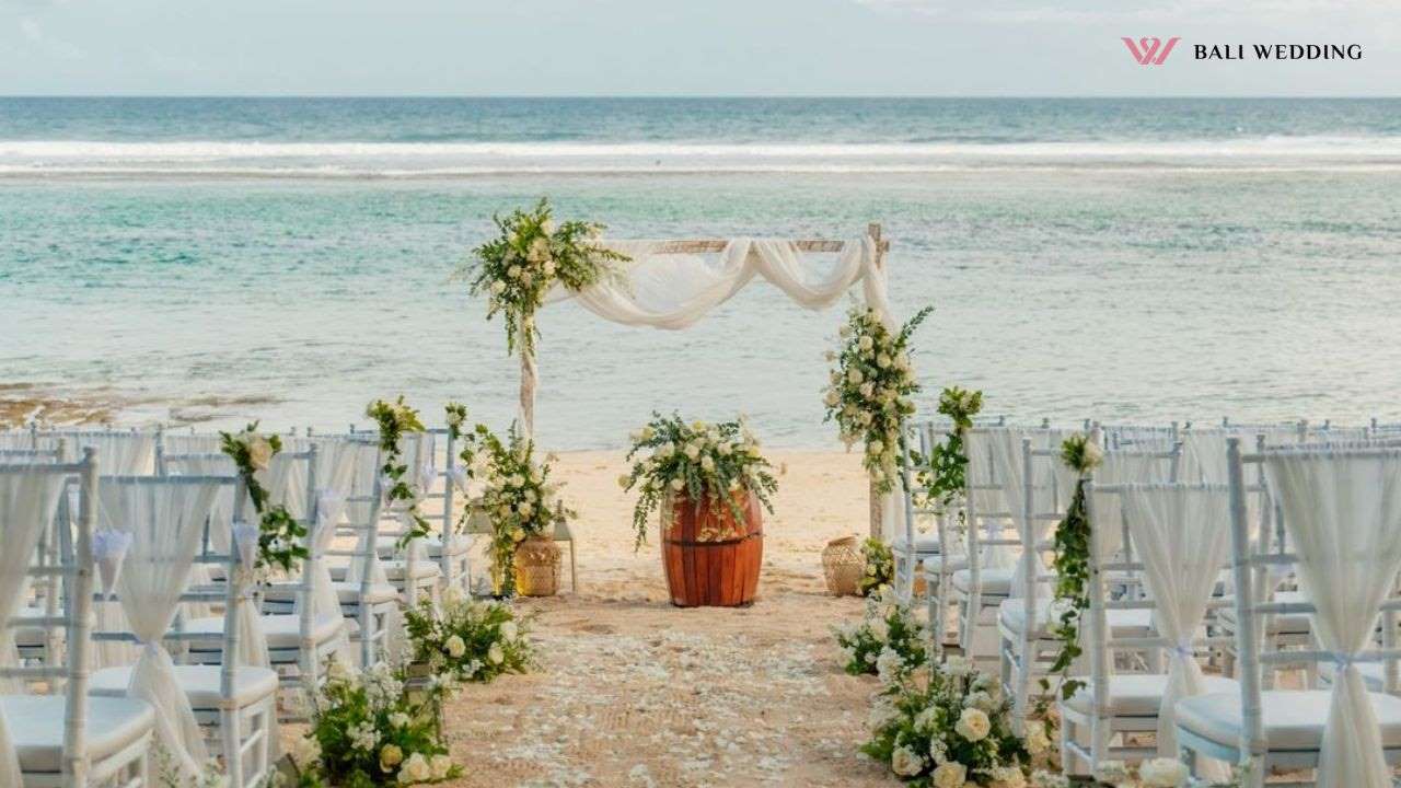 Beachfront wedding in Bali