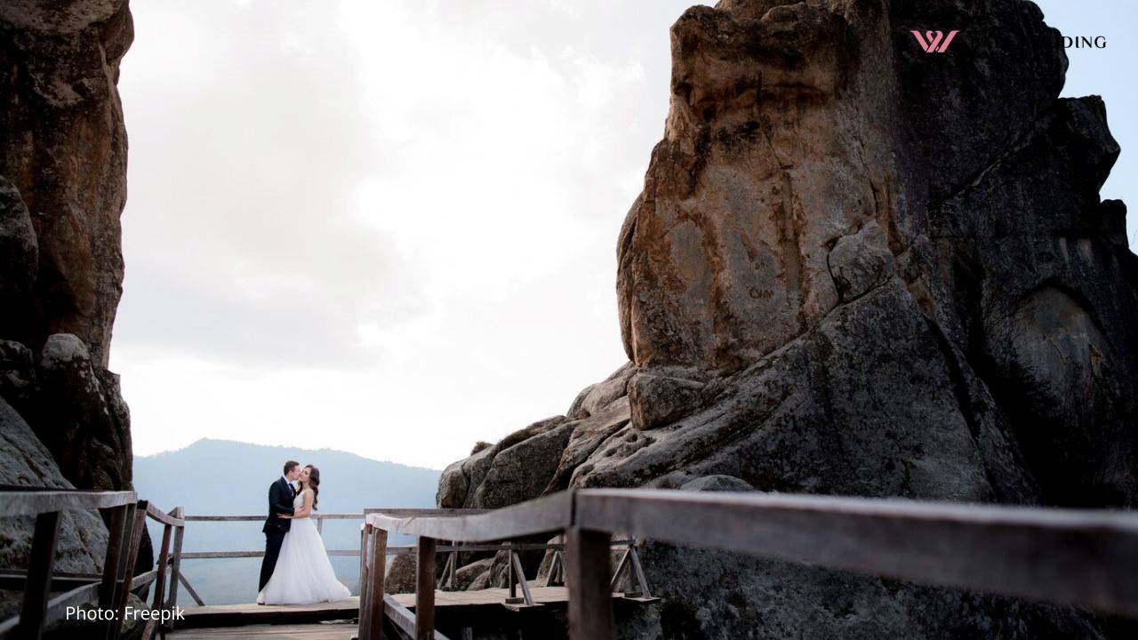 Cliff and Ocean Wedding