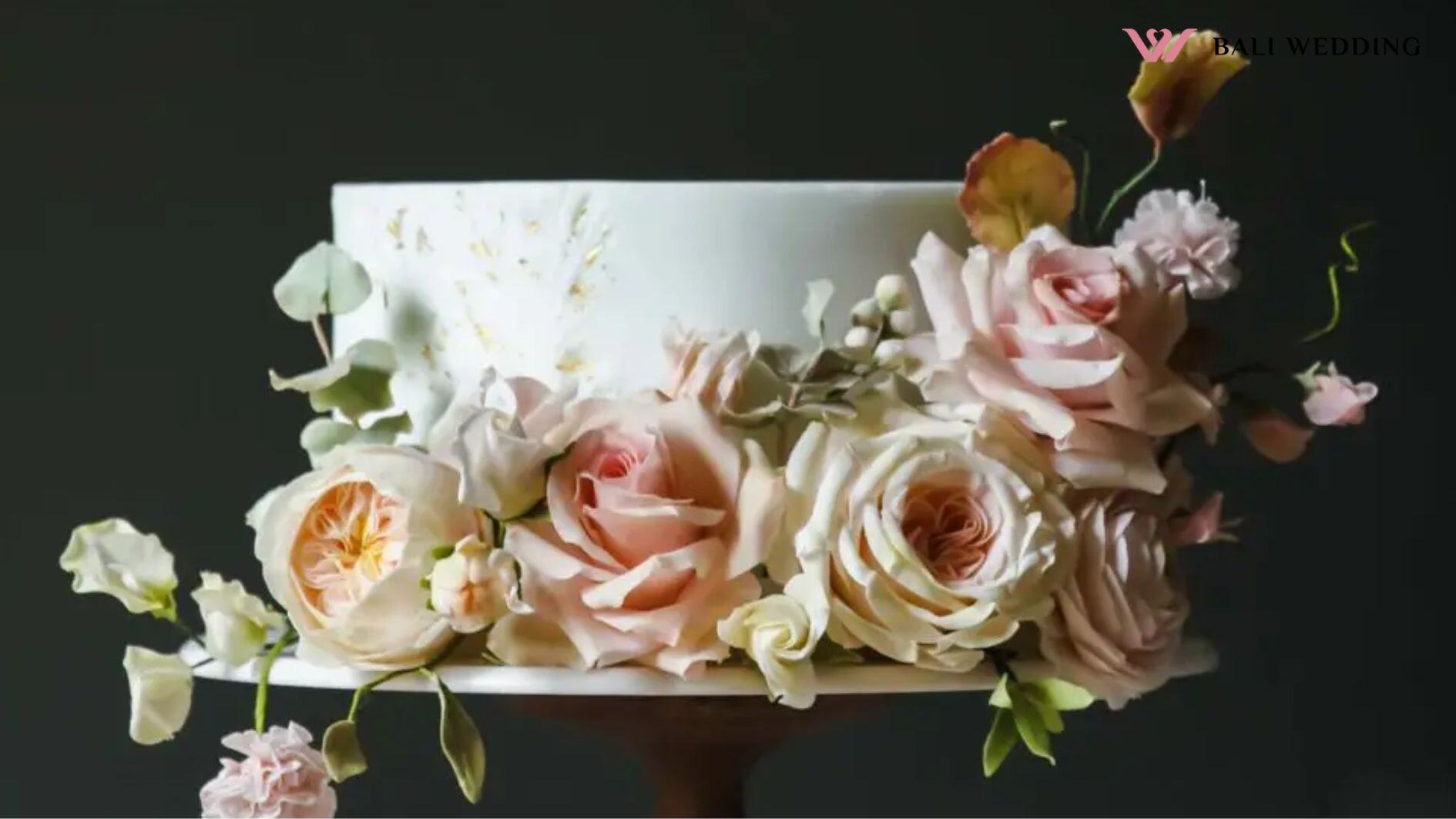 Kue Wedding Simple Floral