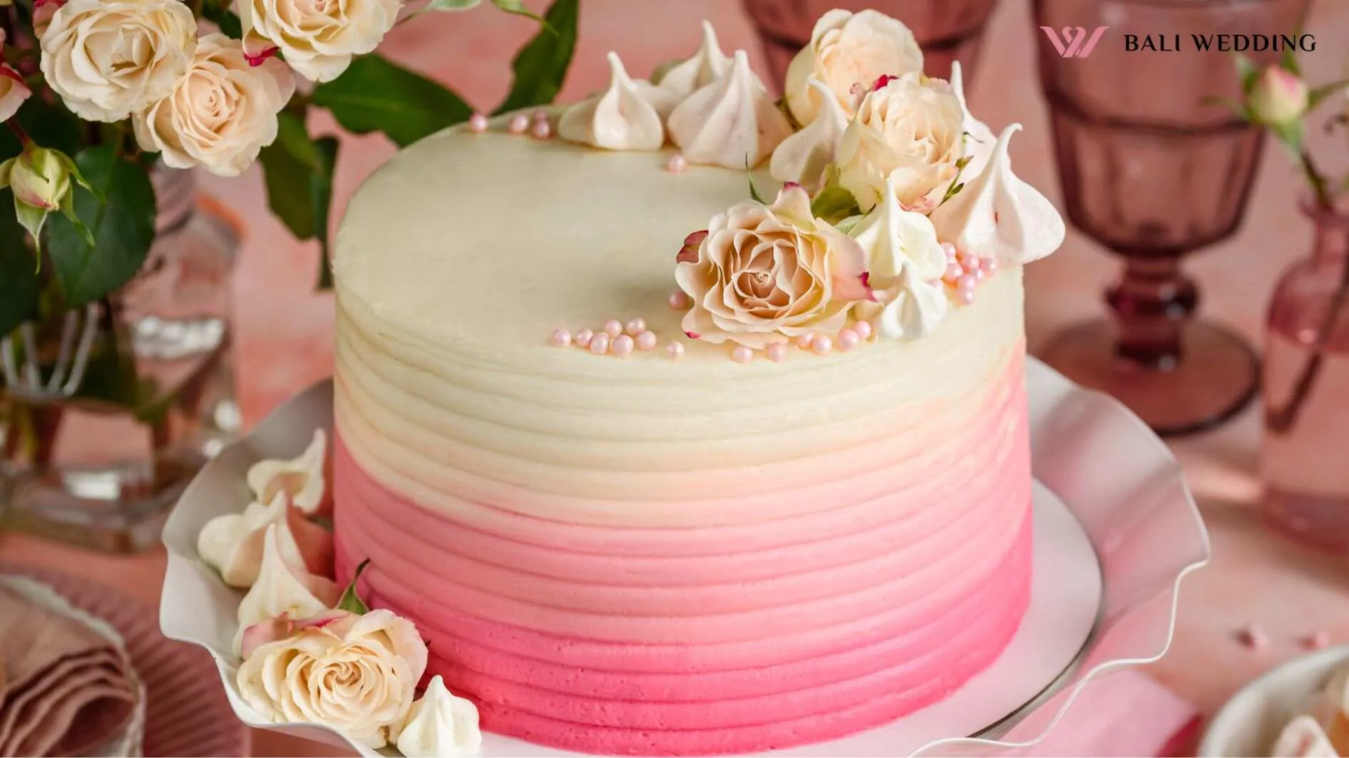 Wedding cakes bali, ombre